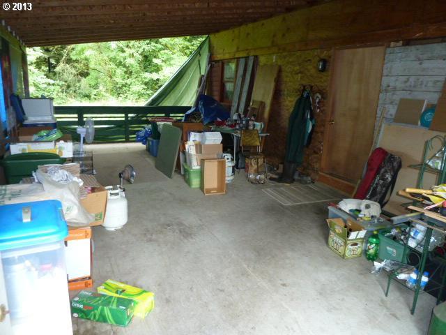 23926 Butteville Road Northeast Aurora, OR 97002 - Photo 9 of 9 Gallery Image 9