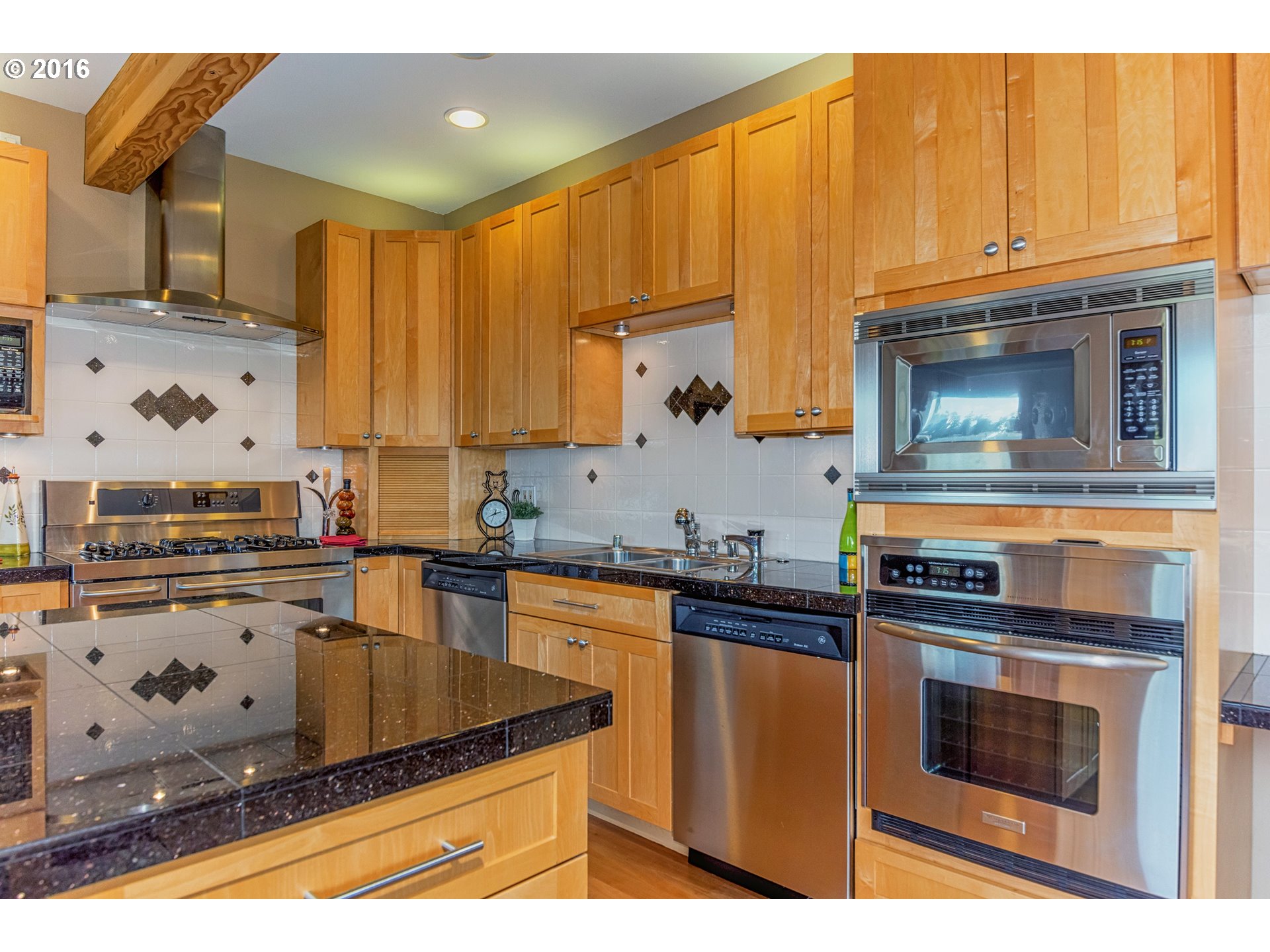 20216 Southeast Brady Road Camas, WA 98607 - Photo 13 of 32 Gallery Image 13