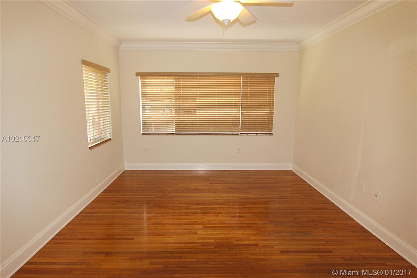 3541 Southwest 23rd Terrace Miami, FL 33145 - Photo 15 of 20