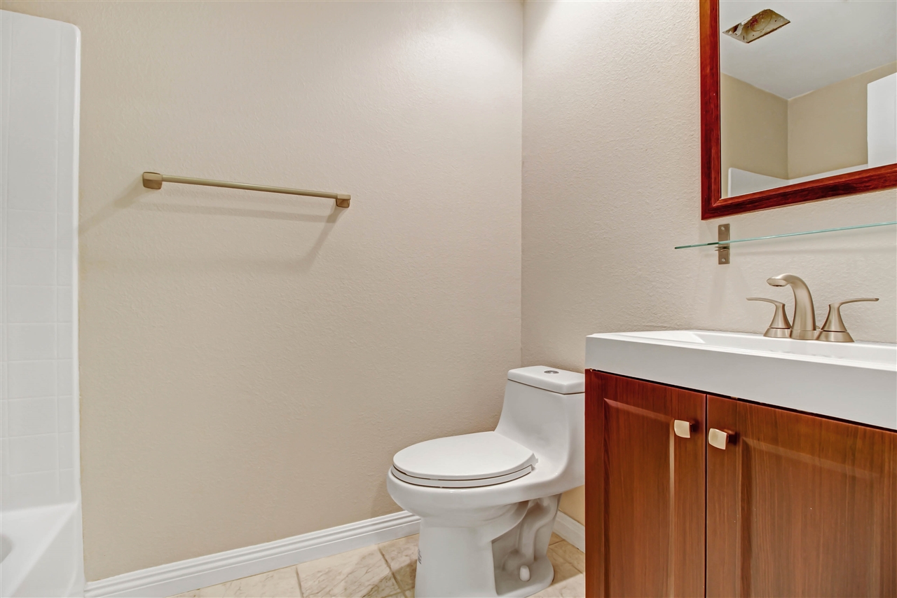 719 Brookstone Road, Unit 204 Chula Vista, CA 91913 - Photo 16 of 20