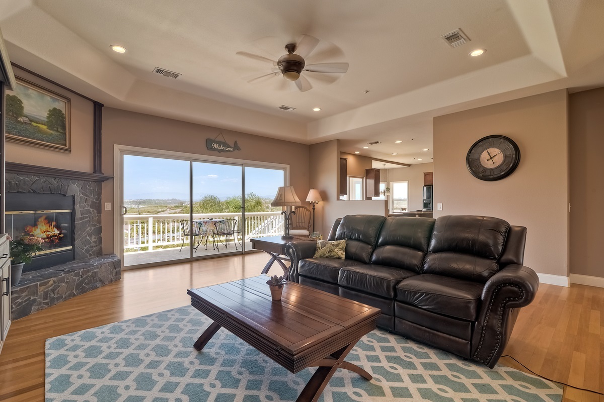 2022 Oceanview Road, Unit B Oceanside, CA 92056 - Photo 8 of 25 Gallery Image 8
