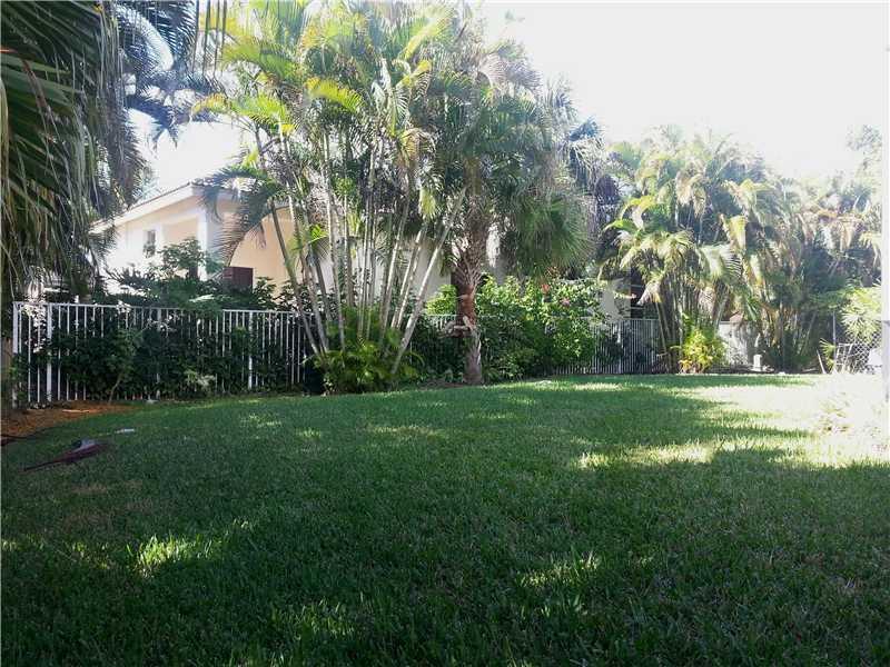 Savanna Weston, FL 33327 - Photo 10 of 16