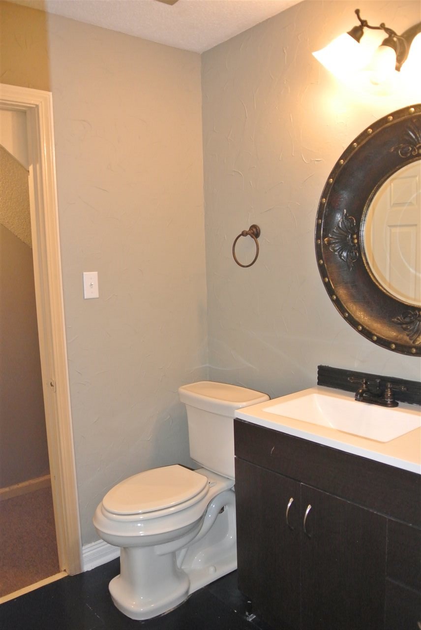 6915 Climping Road Memphis, TN 38119 - Photo 13 of 22 Updated half bath down.