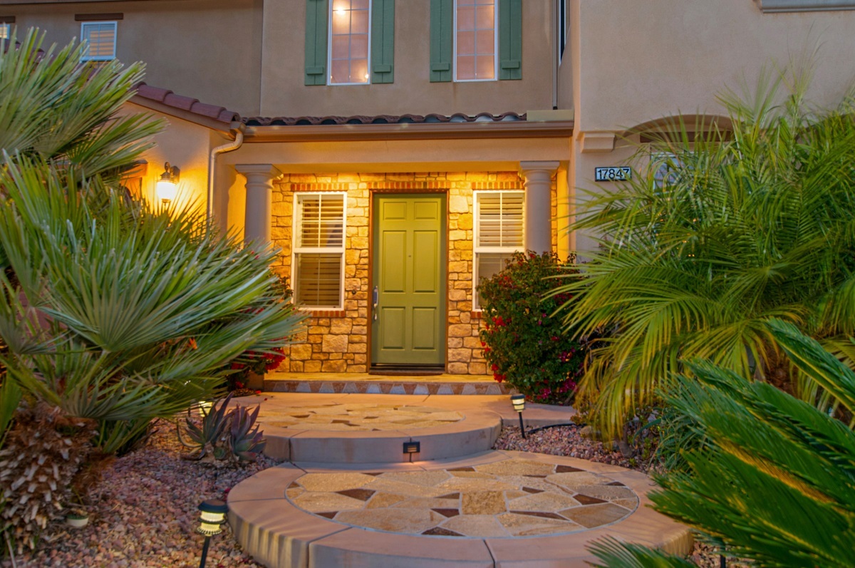 17847 Hunters Ridge Road San Diego, CA 92127 - Photo 2 of 25