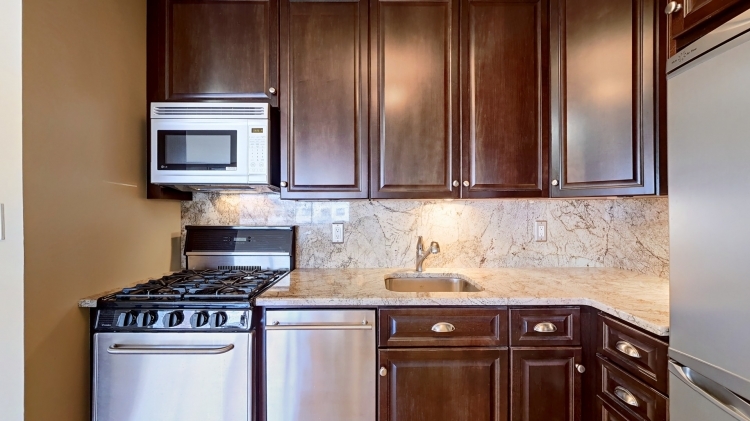 353 East 72nd Street, Unit 11D Manhattan, NY 10021 - Photo 8 of 12
