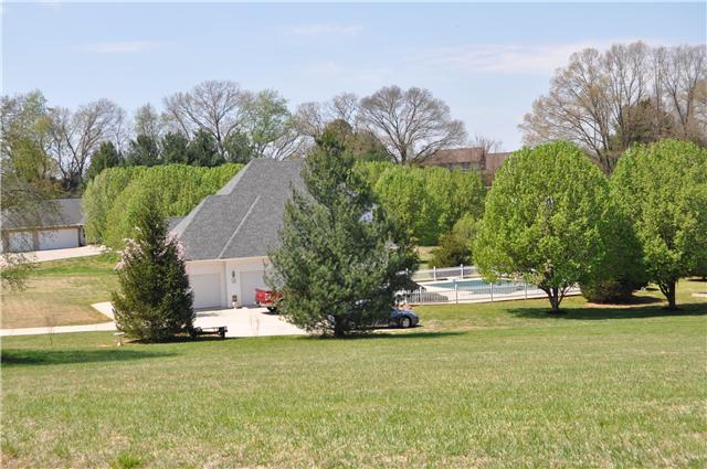 574 Shadowbrook Road Winchester, TN 37398 - Photo 25 of 30 Beautiful poolside area for entertaining