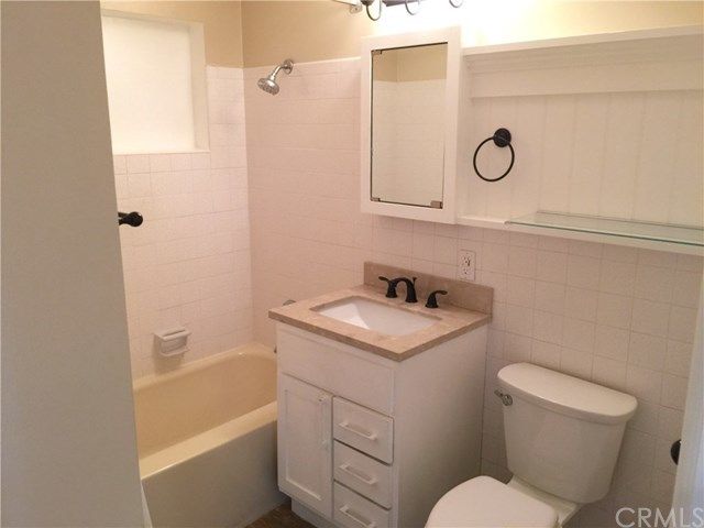 $1,271,500 | 325 Costa Mesa Street, Costa Mesa, CA 92627