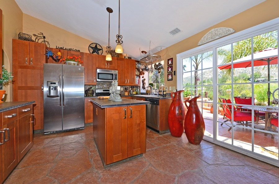 16213 Wikiup Road Ramona, CA 92065 - Photo 8 of 25 Gallery Image 8