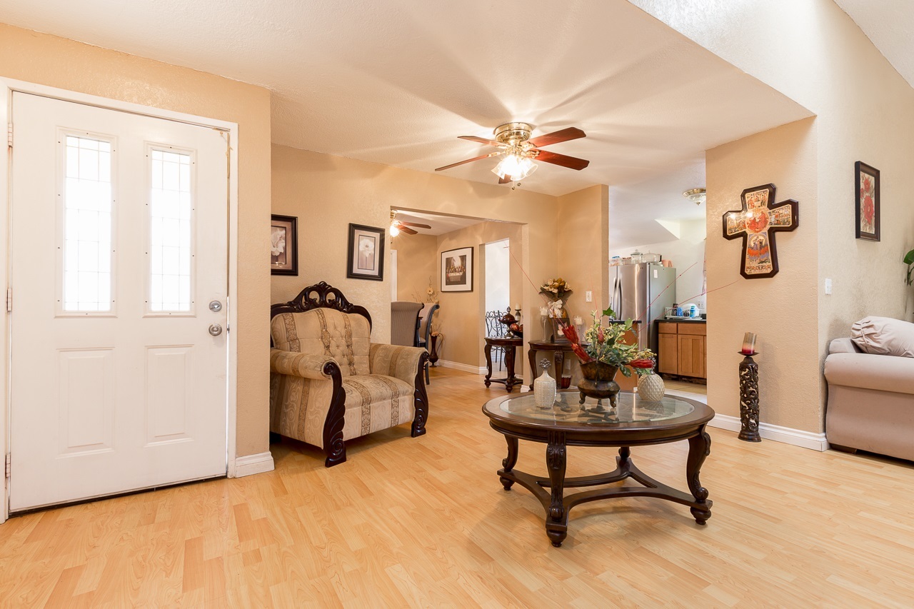 10362 Strawberry Lane Spring Valley, CA 91977 - Photo 13 of 23