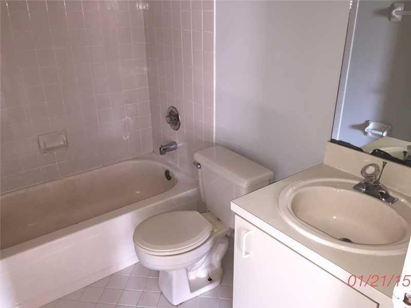 11039 Southwest 152nd Court Miami, FL 33196 - Photo 6 of 8