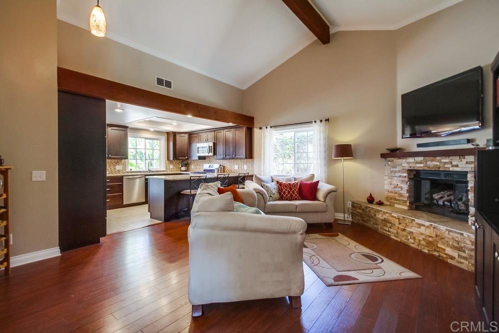 1239 Grandview Road Vista, CA 92084 - Photo 11 of 25 Gallery Image 11