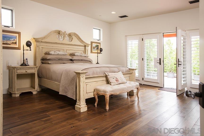 1156 Virginia Way La Jolla, CA 92037 - Photo 11 of 25