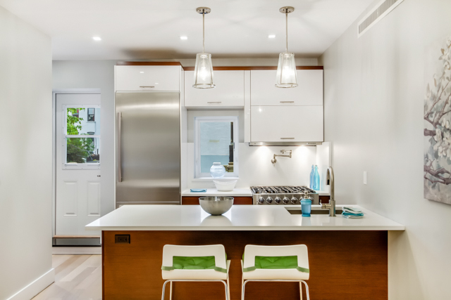 331 Carroll Street Brooklyn, NY 11231 - Photo 3 of 11