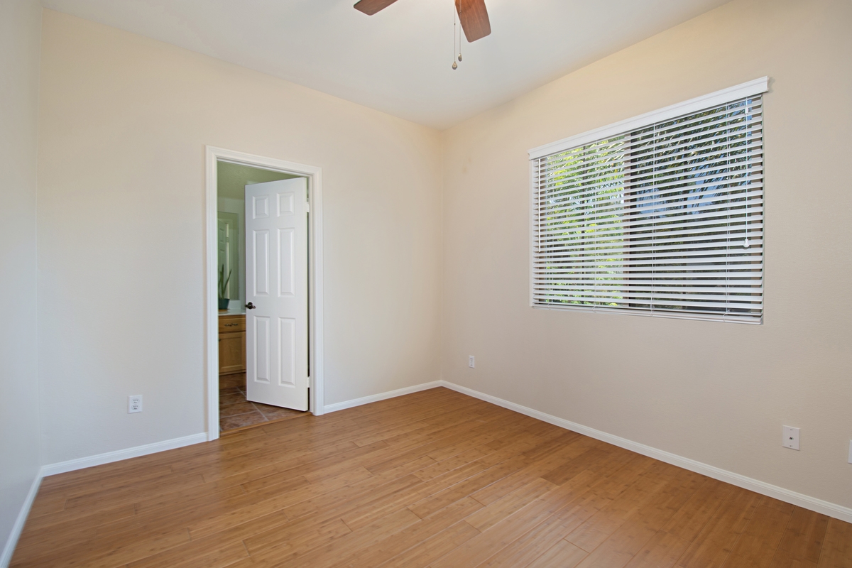 4026 Craven Road Oceanside, CA 92057 - Photo 20 of 25 Jack and Jill Bedrooms