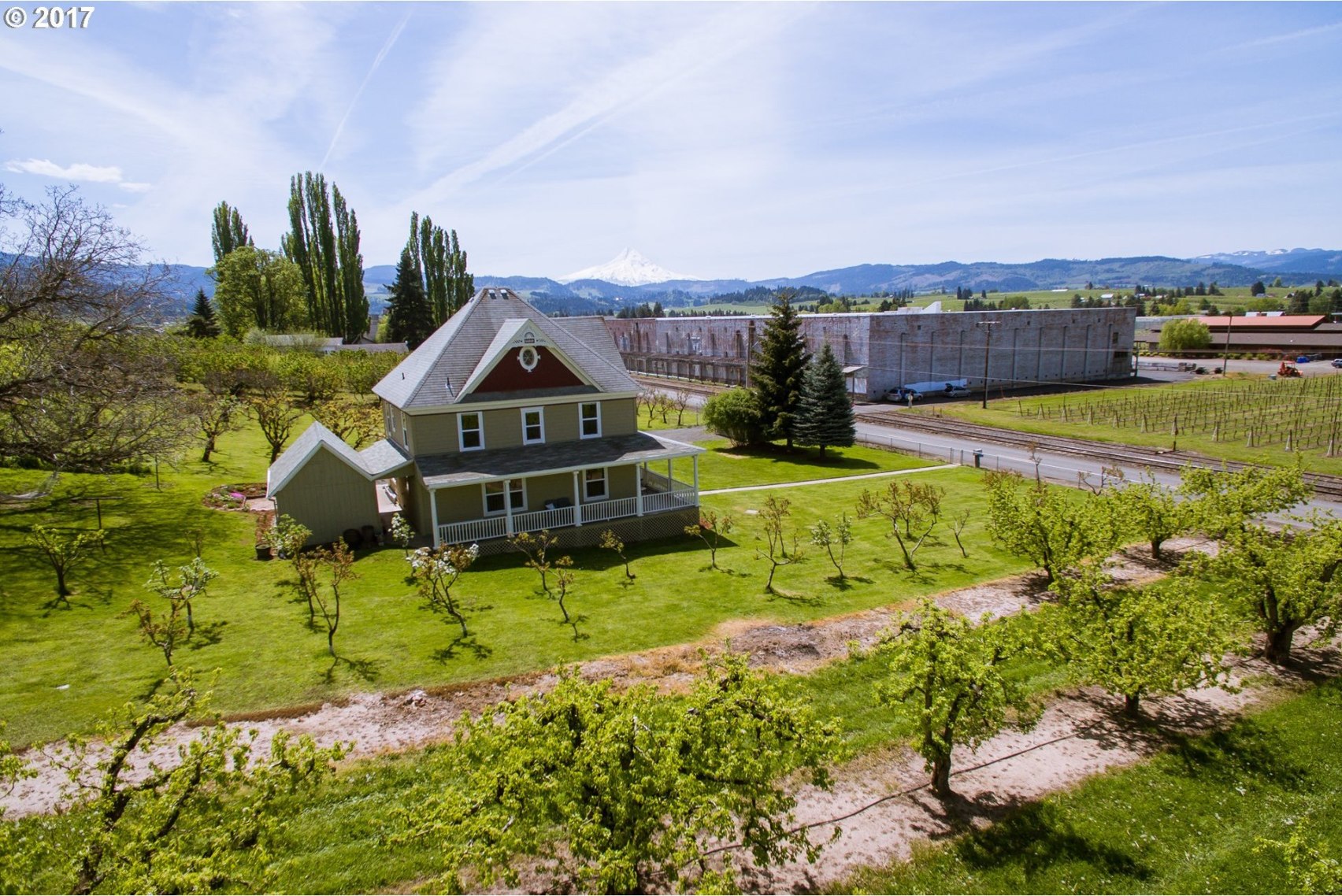 2335 Mason Road Hood River, OR 97031 - Photo 29 of 31 Gallery Image 29