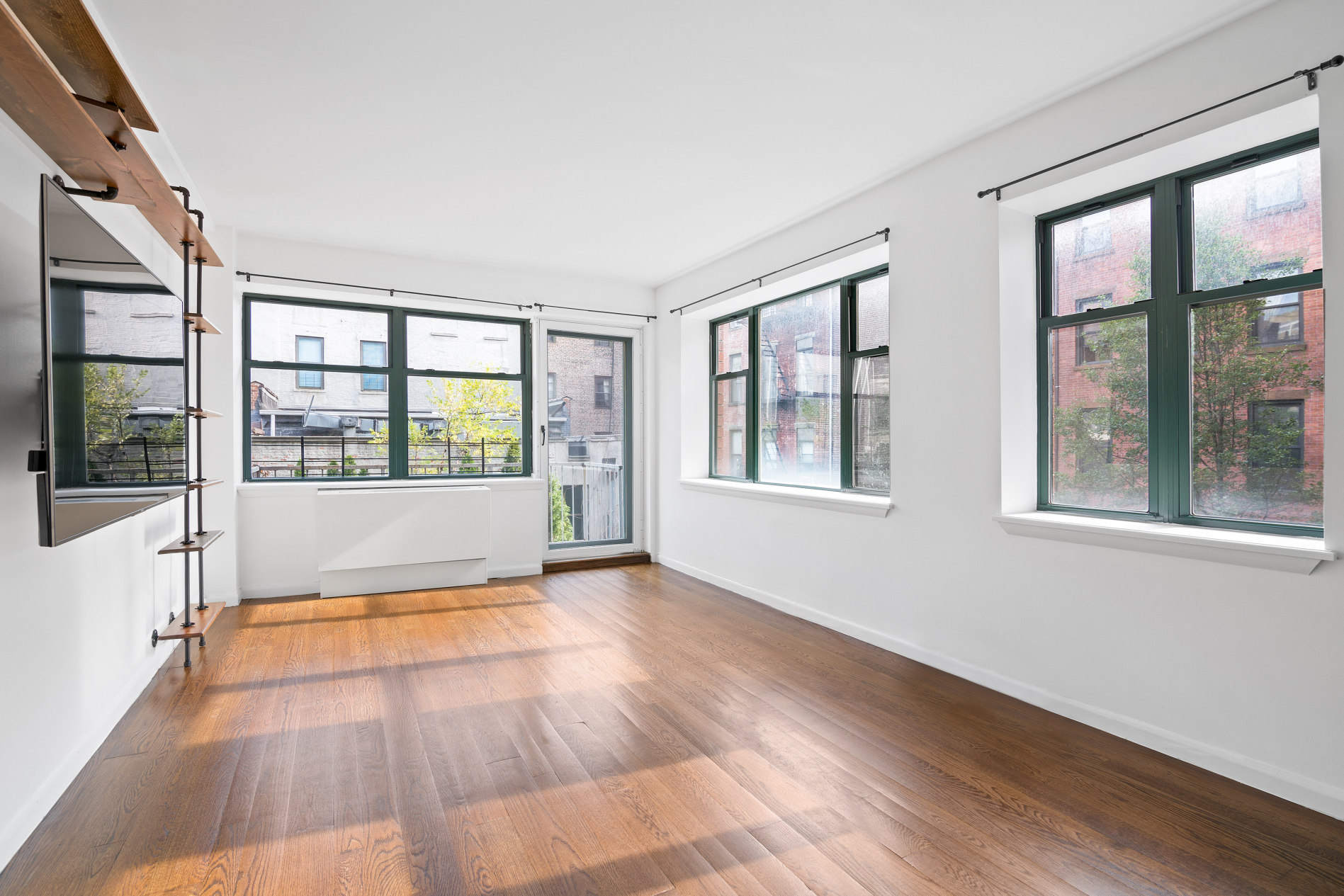 2002 5th Avenue, Unit 3A Manhattan, NY 10035 - Photo 1 of 7