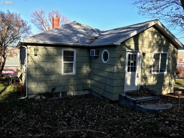 701 Southwest 8th Street Pendleton, OR 97801 - Photo 16 of 20