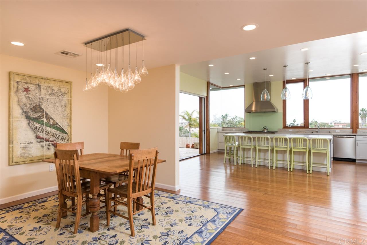 465 Rosa Street Solana Beach, CA 92075 - Photo 5 of 22 Gallery Image 5