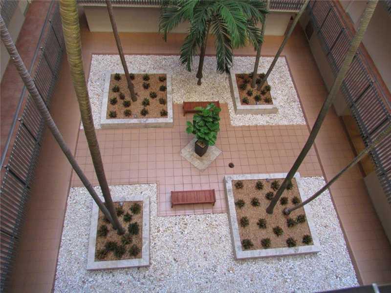 100 Ocean Ln Drive, Unit 406 Key Biscayne, FL 33149 - Photo 8 of 20