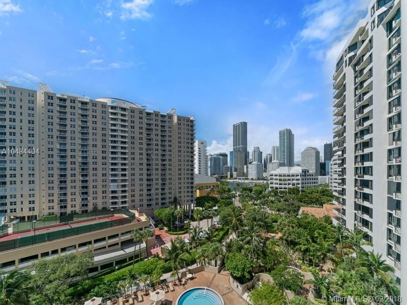520 Brickell Key Drive, Unit A1007 Miami, FL 33131 - Photo 3 of 26
