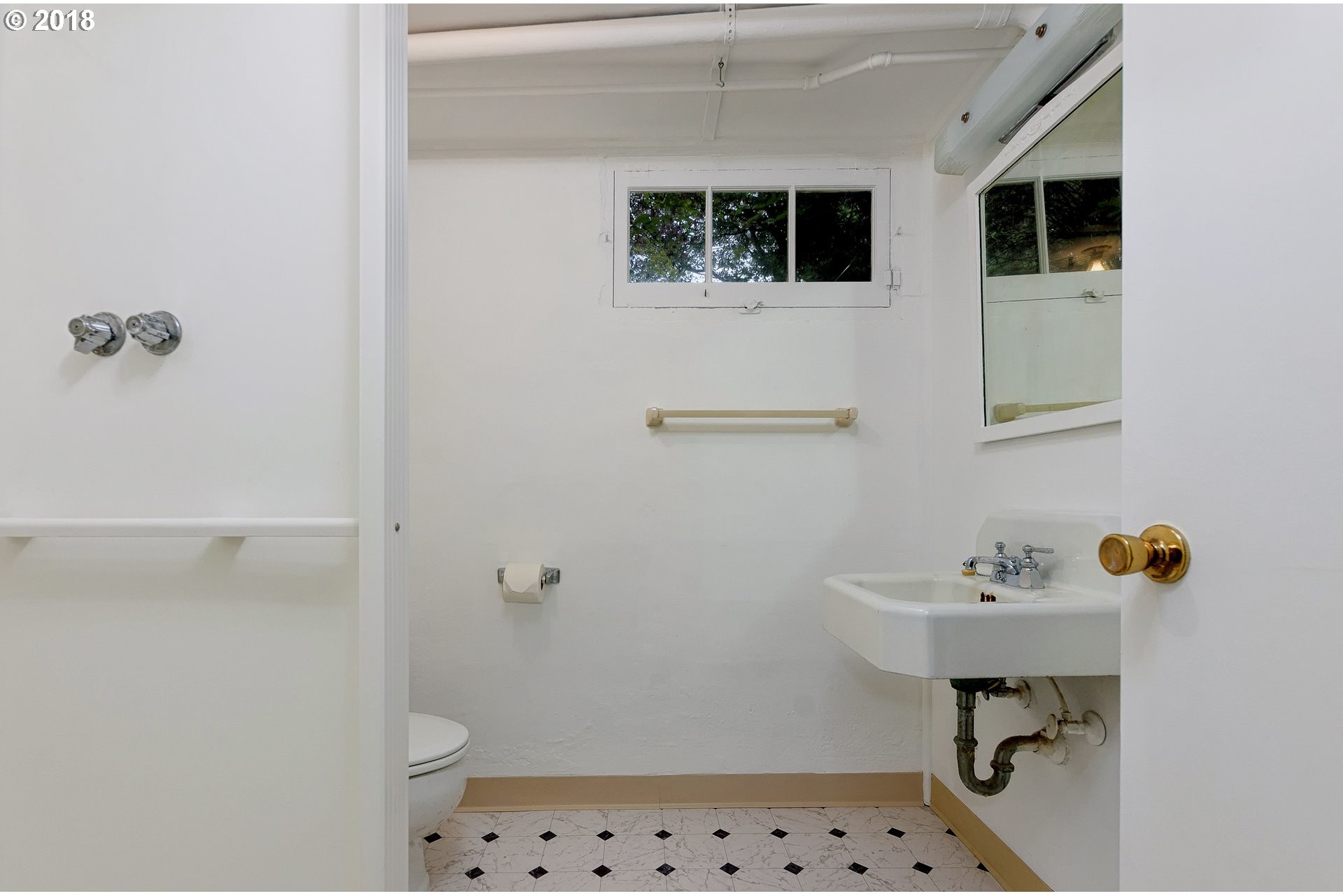 12805 Southwest Beef Bend Road Tigard, OR 97224 - Photo 22 of 31 Gallery Image 22