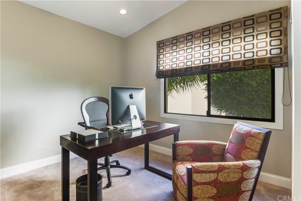 1539 Vía Coronel Palos Verdes Estates, CA 90274 - Photo 13 of 29