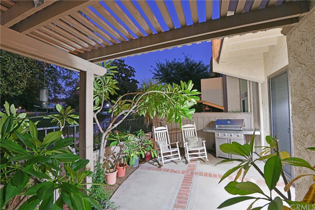 663 Colonial Circle Fullerton, CA 92835 - Photo 26 of 46