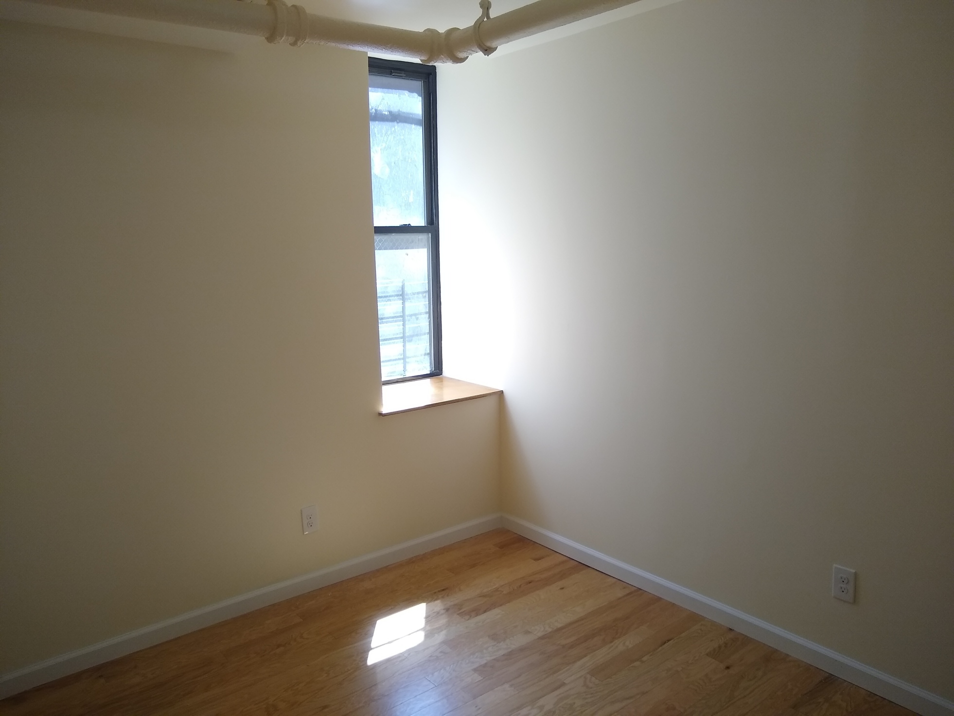 516 West 134th Street, Unit Undisclosed Manhattan, NY 10031 - Photo 6 of 12