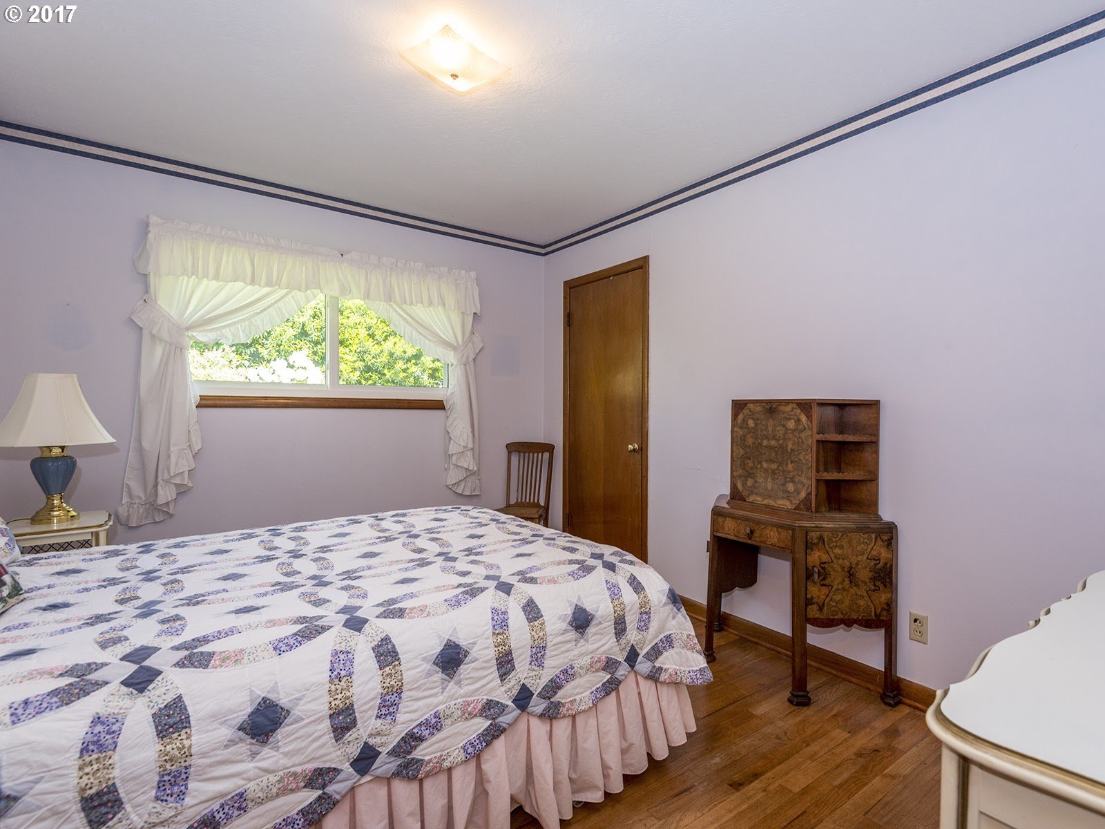 6237 Southwest Radcliff Street Portland, OR 97219 - Photo 6 of 27 Gallery Image 6