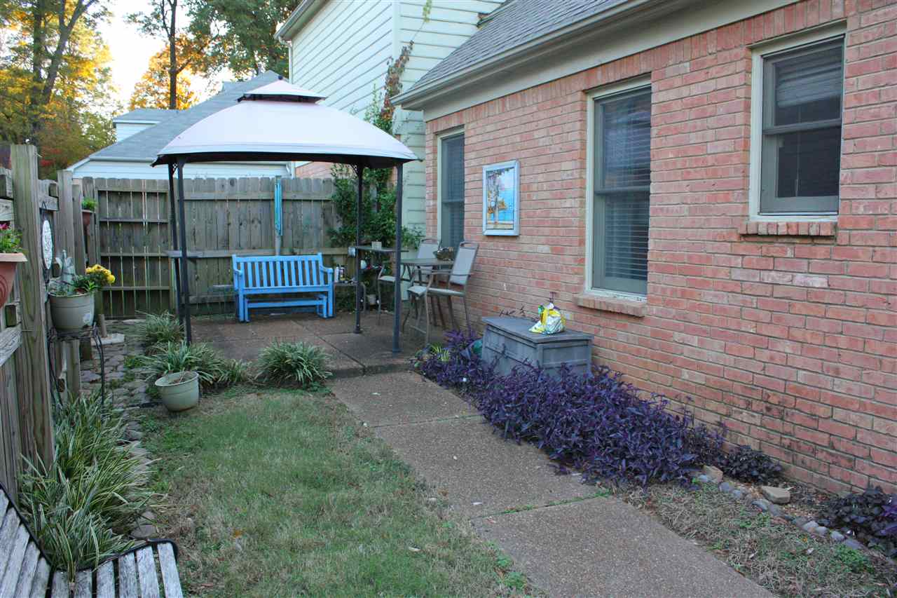 398 McElroy Road Memphis, TN 38120 - Photo 13 of 23 Gallery Image 13