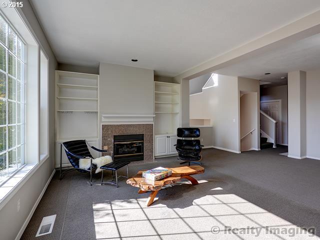 2389 Southwest Border Way Gresham, OR 97080 - Photo 3 of 15