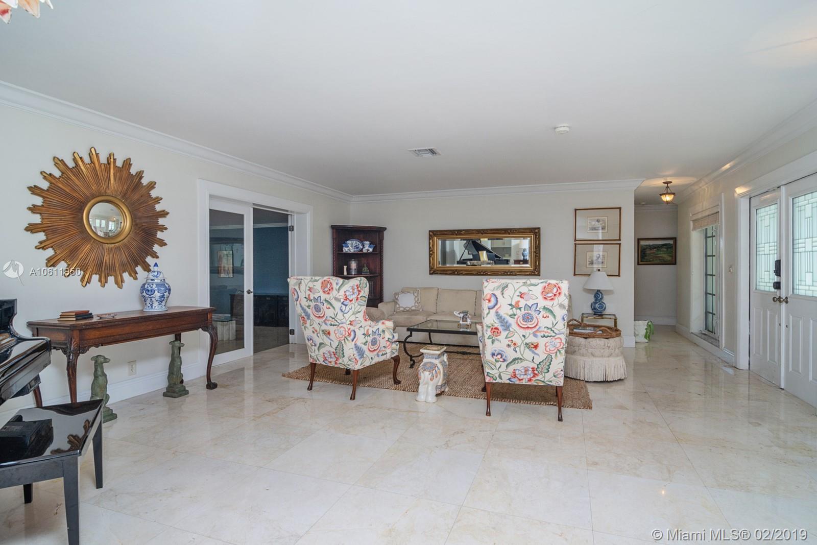 16412 Stonehaven Road Miami Lakes, FL 33014 - Photo 15 of 26 Gallery Image 15