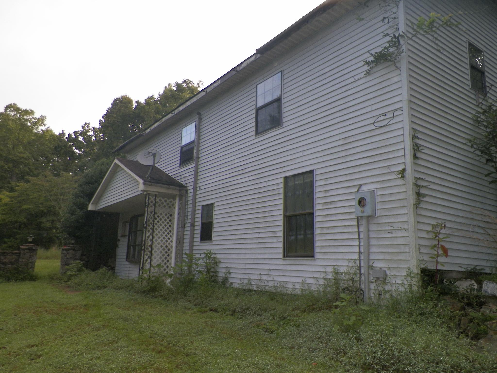 309 Zimmerman Road Hampshire, TN 38461 - Photo 2 of 24 front
