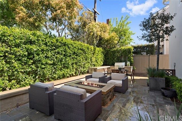 $2,200,000 | 3124 Broad Street, Newport Beach, CA 92663