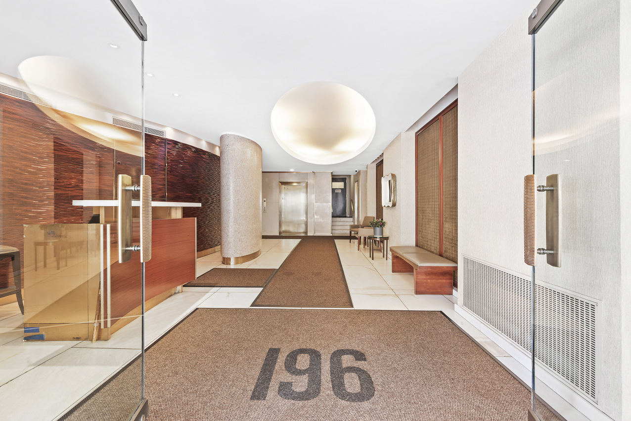 196 E 75th St, Manhattan, NY 10021 - Photo 3 of 4