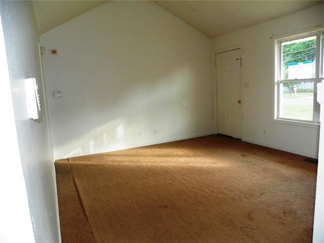 1920 Timberline Circle Oak Grove, KY 42262 - Photo 19 of 24 LIVING ROOM