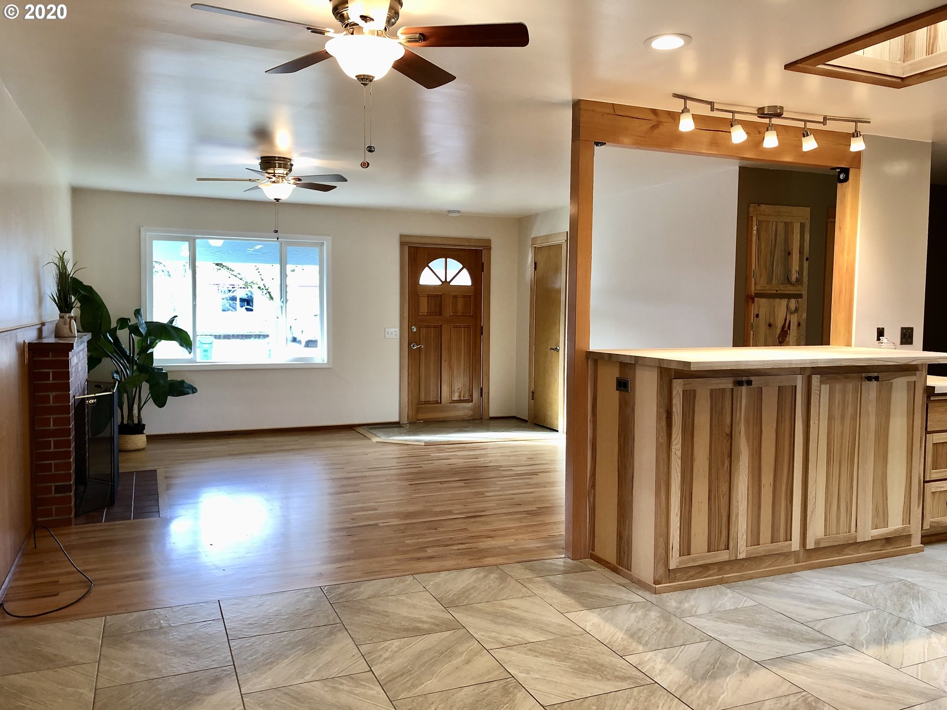 2325 Tyler Street Eugene, OR 97405 - Photo 2 of 32