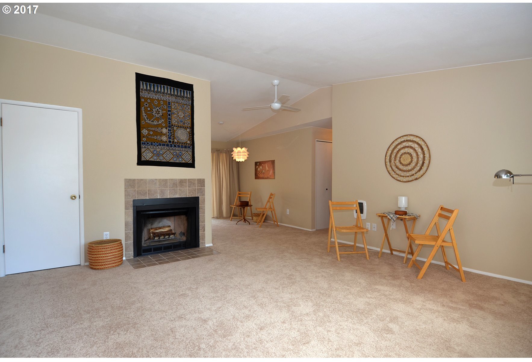 2711 Southwest Spring Garden Street Portland, OR 97219 - Photo 2 of 13 Gallery Image 2
