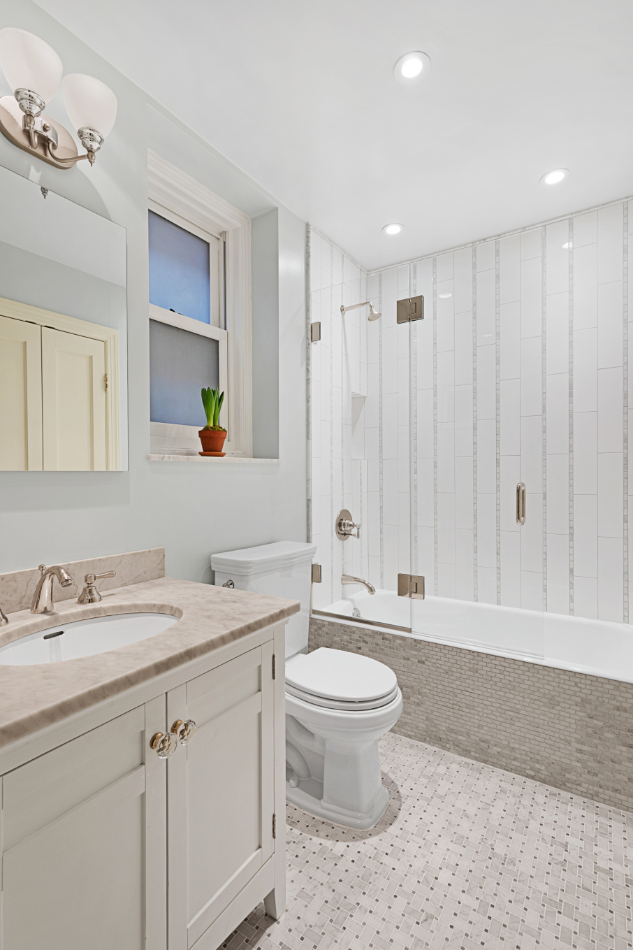 168 East 74th Street, Unit 1A Manhattan, NY 10021 - Photo 11 of 17