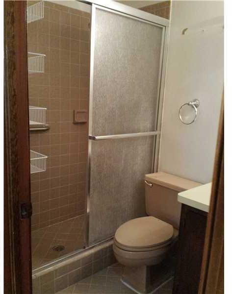 Springtree Lakes Sunrise, FL 33351 - Photo 16 of 28