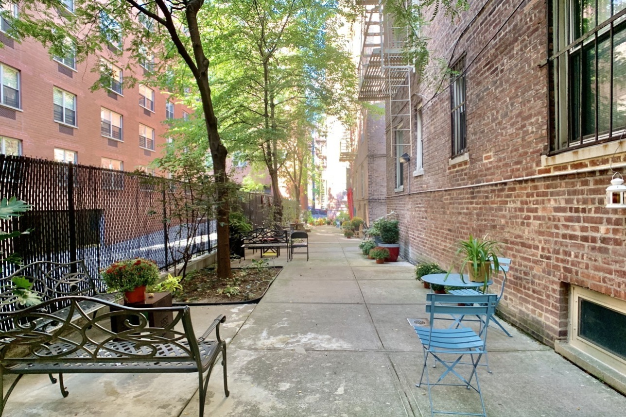 120 Bennett Ave, Manhattan, NY 10033 - Photo 6 of 7