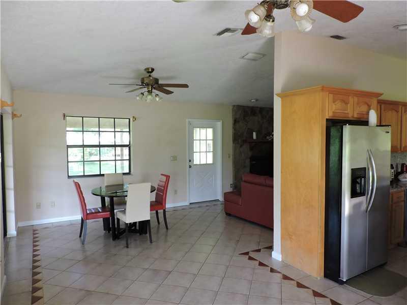24430 Southwest 157th Avenue Homestead, FL 33031 - Photo 7 of 29