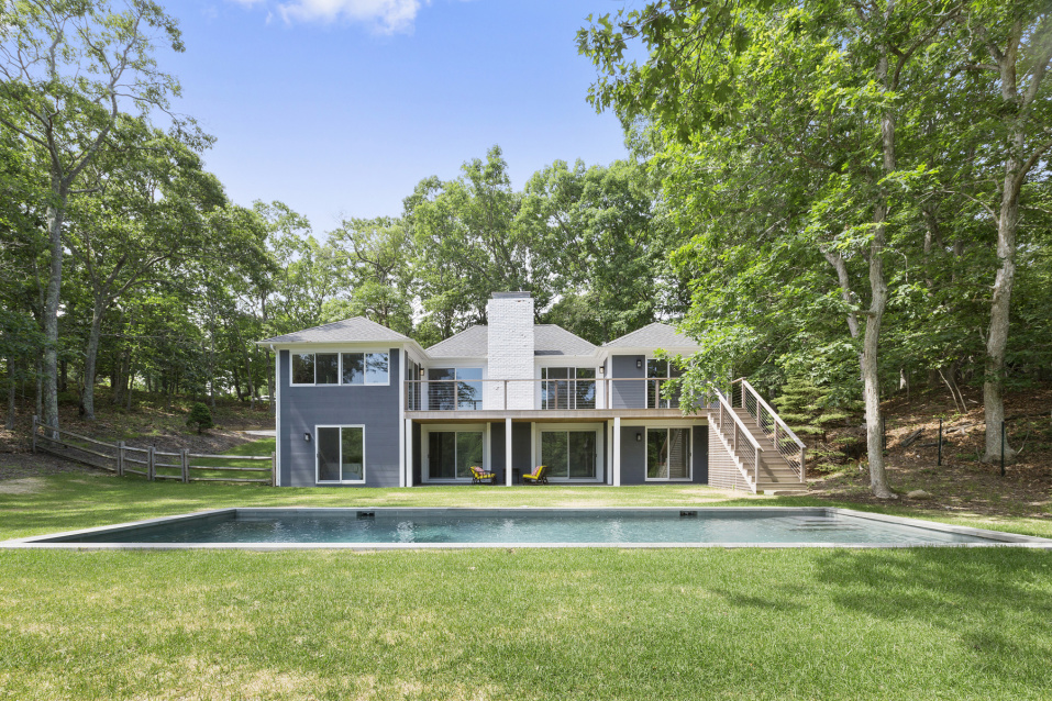 13 Clamshell Avenue East Hampton, NY 11937 - Photo 3 of 20