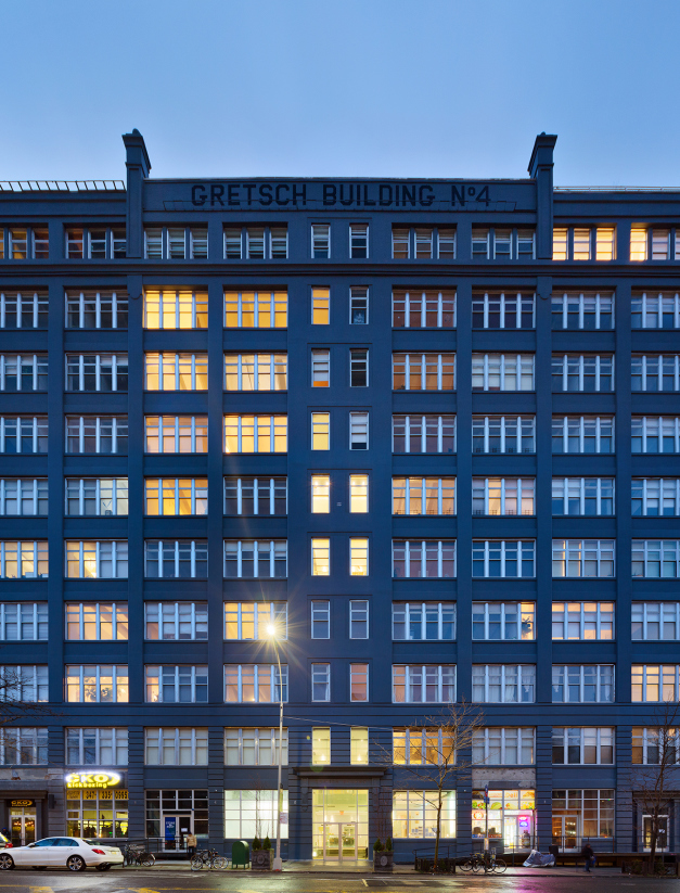 60 Broadway, Unit 8L Brooklyn, NY 11249 - Photo 9 of 11