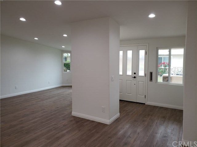 $405,000 | 1771 Sunningdale Road, Unit 49E M14, Seal Beach, CA 90740