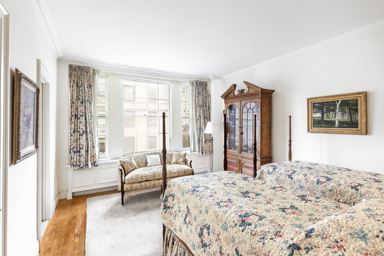 570 Park Avenue, Unit 6A Manhattan, NY 10065 - Photo 8 of 11