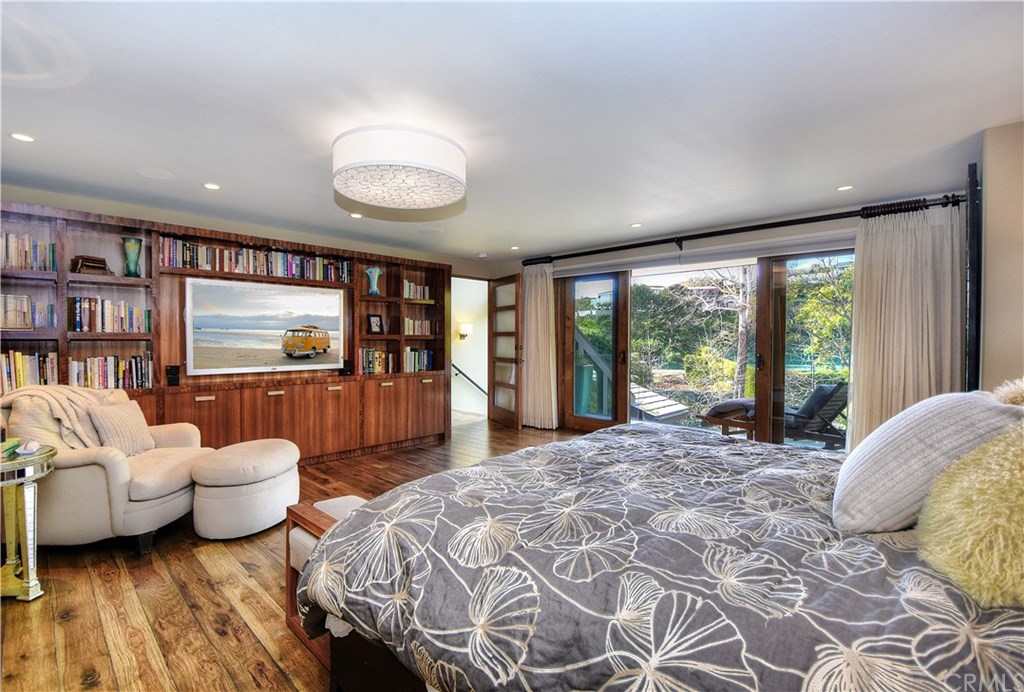 253 Emerald Bay Laguna Beach, CA 92651 - Photo 19 of 59