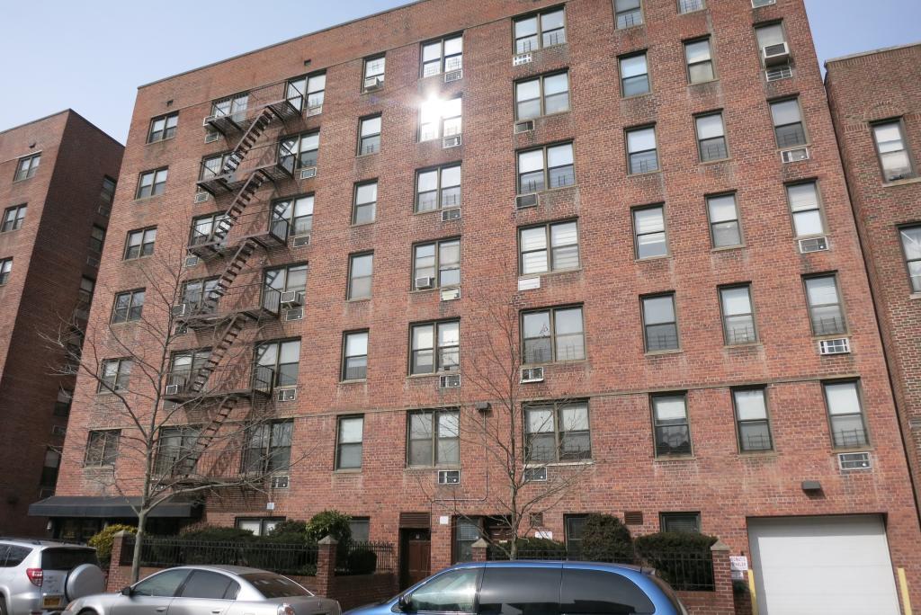 275 Webster Ave, Brooklyn, NY 11230 - Photo 2 of 5