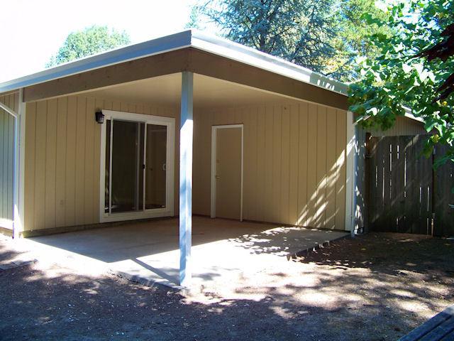 9701 Southwest 62nd Avenue Portland, OR 97219 - Photo 10 of 15 Gallery Image 10