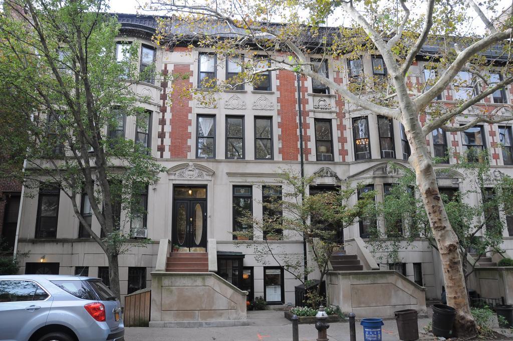 30 Pierrepont St, Brooklyn, NY 11201 - Photo 1 of 1